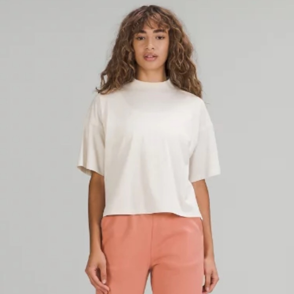 Lululemon LA Mock Neck Boxy T-Shirt